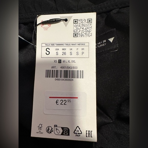 Zara Black Ruffled Off Shoulder Crop Top - Picture 6 of 8